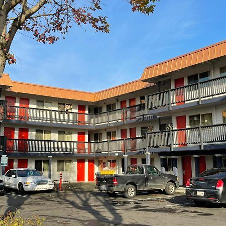 Portland Inn エクステリア 写真